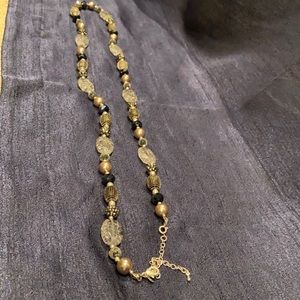 Silver/black detailed necklace